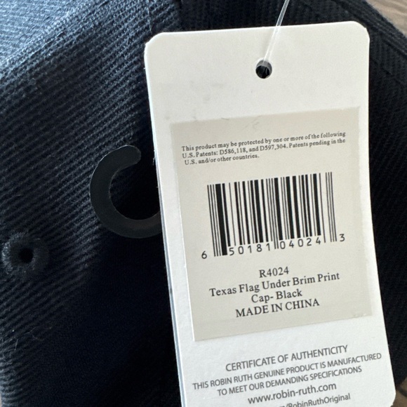 Robin Ruth Black Cap - Picture 3 of 4